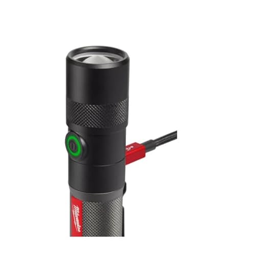 Milwaukee Rechargeable 1100 Lumen LED Flashlight, Battery Powered, Twist Focus - Image 5