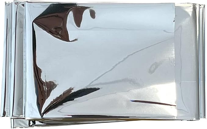 Rescue Essentials Mylar Emergency Blanket - Image 4