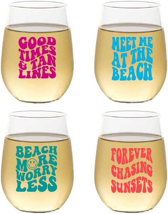Set of 4 Shatterproof Designer 16 oz Plastic Wine Glasses MADE in the USA by Unknown