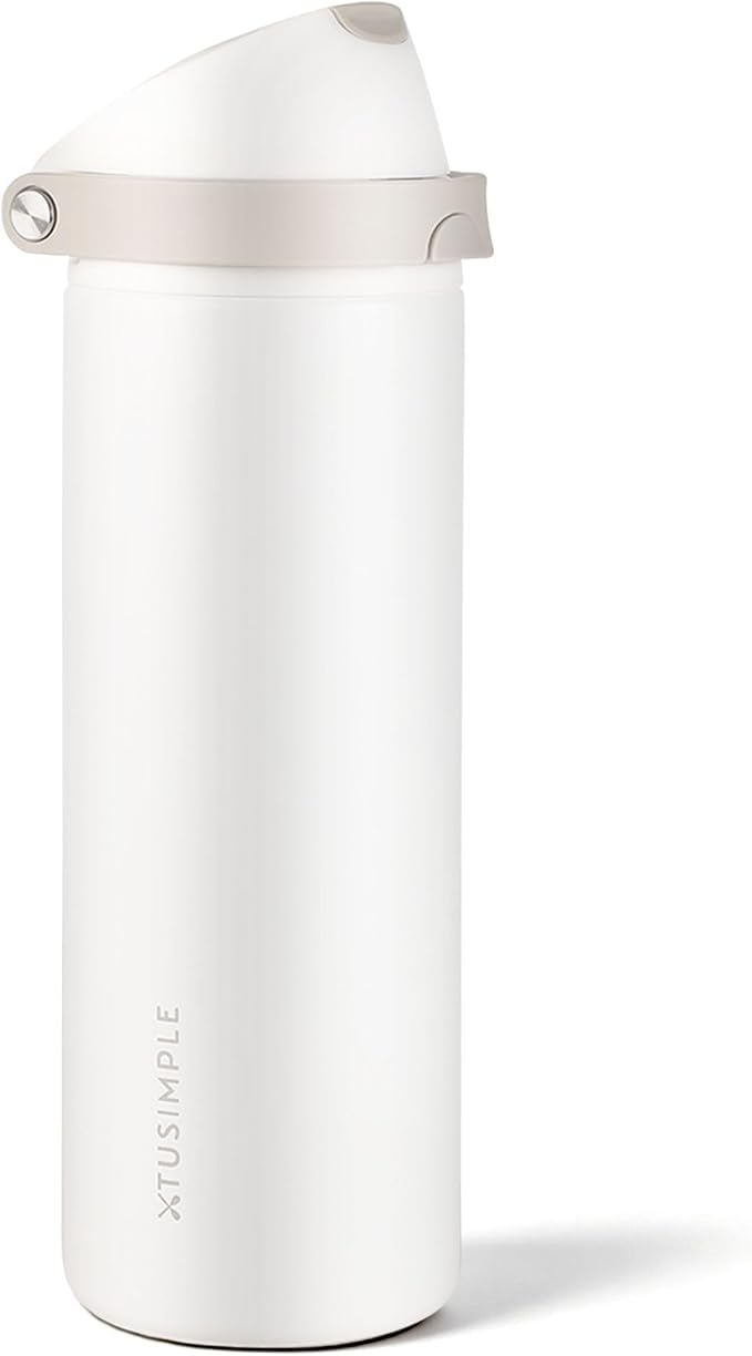 24 oz Insulated Water Bottle by XTUSIMPLE
