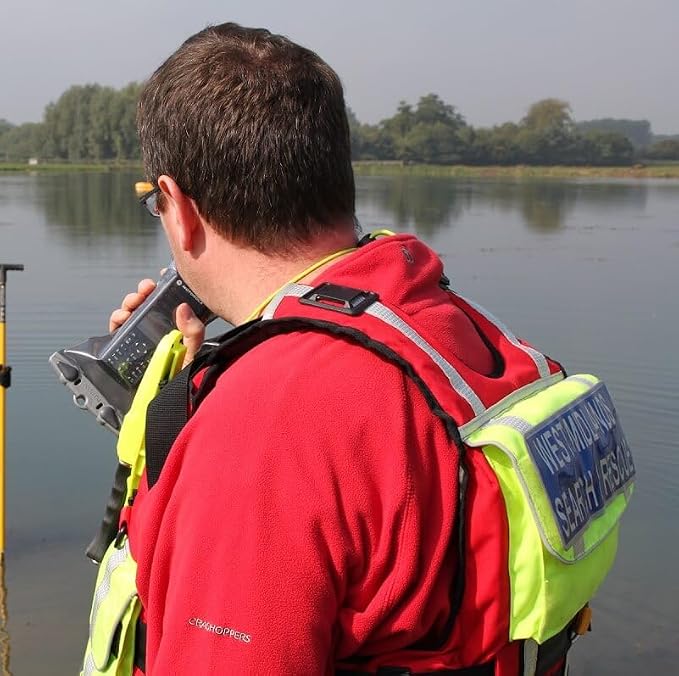 Aquapac - Mini Waterproof VHF Case - VHF Classic - Outdoors & Tough Conditions - Image 7
