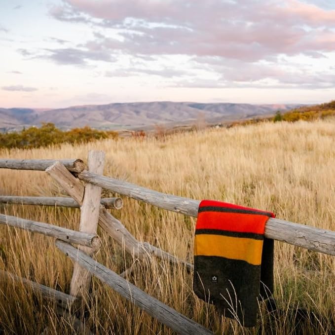 Arcturus Rainier Wool Blanket - Image 8