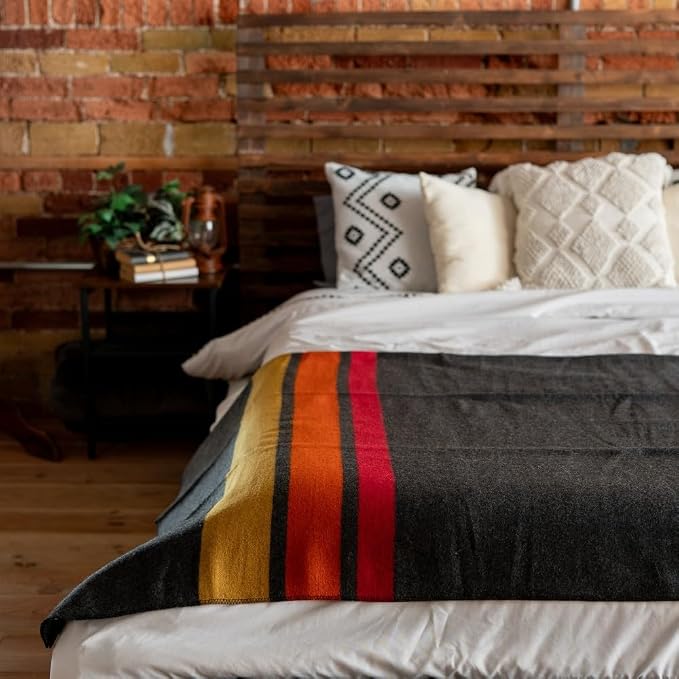 Arcturus Rainier Wool Blanket - Image 4
