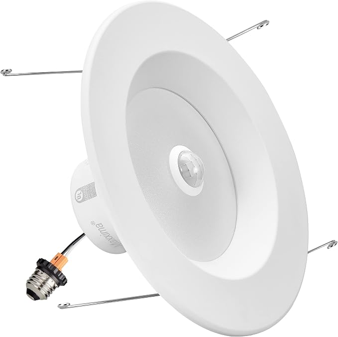 Maxxima 5 in. & 6 in. Retrofit LED PIR Motion Sensor Downlight - Image 2