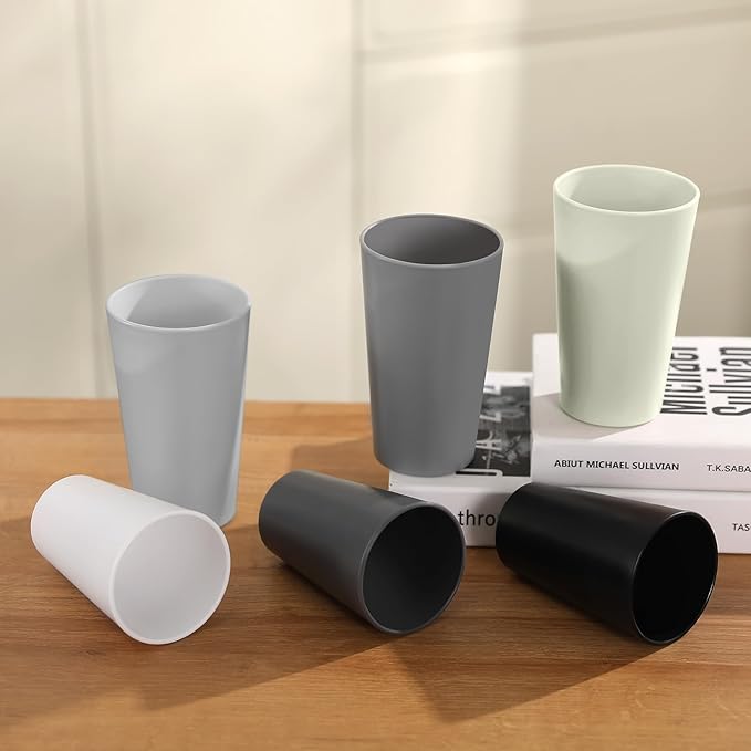 HEYCOME 24 Pcs Unbreakable Plastic Cups Set, 20 oz Reusable Plastic Cups - Image 4