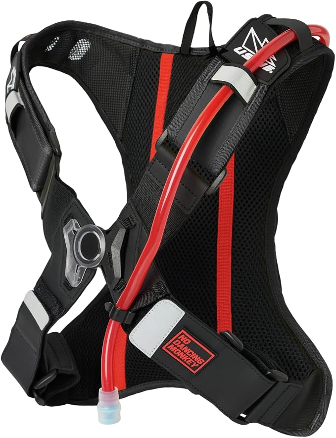 USWE Outlander Moto Hydration Pack, Hiking Hydration Backpack - Image 2