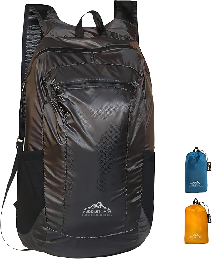 Daypack Ultralight Foldable Water-Resistant Nylon Durable Tear-Resistant by Unknown