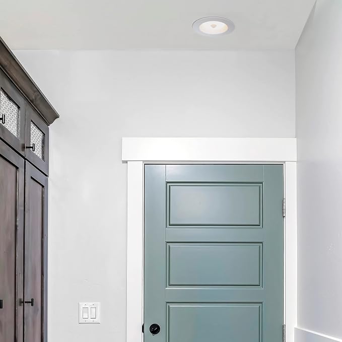 Maxxima 5 in. & 6 in. Retrofit LED PIR Motion Sensor Downlight - Image 4