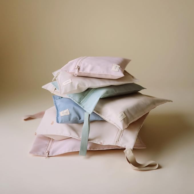 mushie Water Resistant Wet Bags | Large & Small Reusable Storage Bag - Image 5