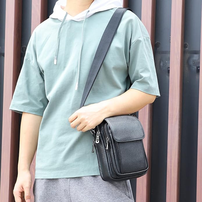 Augus Leather Small Messenger Bag - Image 3