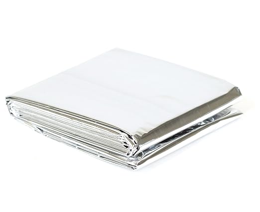 Primacare CB-6831 Emergency Mylar Thermal Foil Blanket, Lightweight and Durable - Image 2