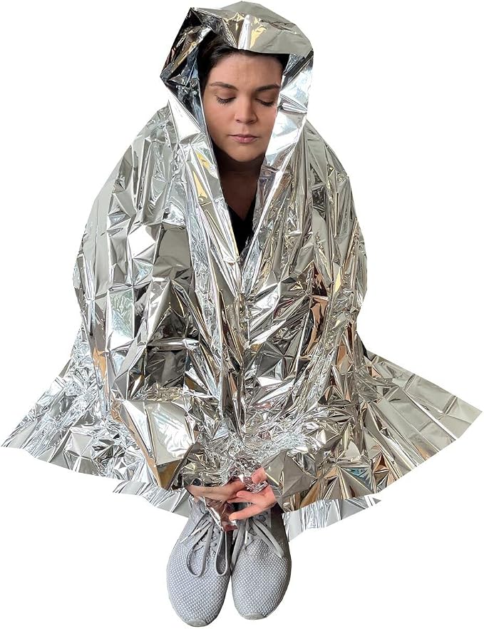 Rescue Essentials Mylar Emergency Blanket - Image 5