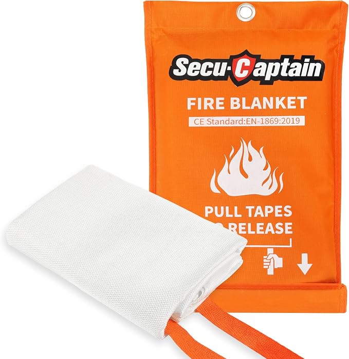 SecuCaptain Emergency Fire Blanket by SecuCaptain