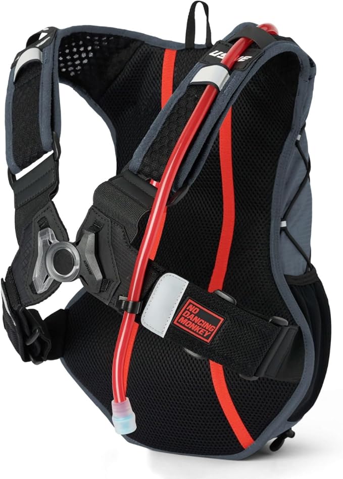 USWE Outlander XC Hydration Pack, Hiking Hydration Backpack - Image 3