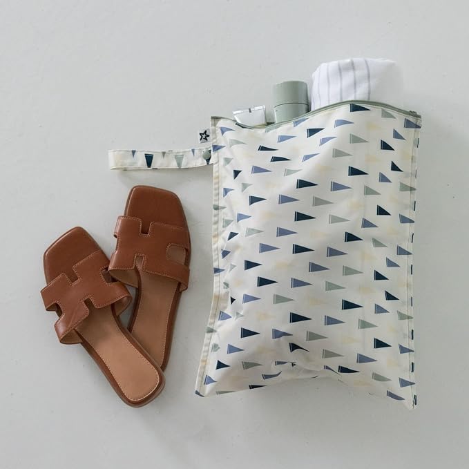 Tiny Twinkle Mess Proof Wet Bags | 2-Pack Reusable Waterproof Wet Bags - Image 6