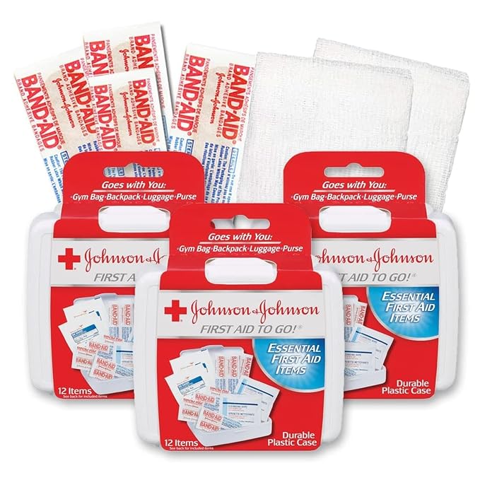 Johnson & Johnson First First Aid Kit Travel Size - Image 3