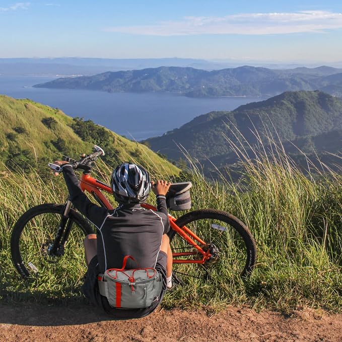 Reflective Hydration Backpack, Hydration Pack - Image 8