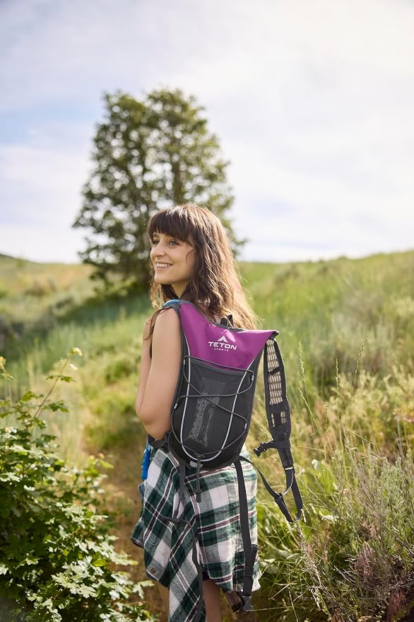Teton Oasis/Trailrunner Hydration Backpack – Lightweight Water Pack - Image 5