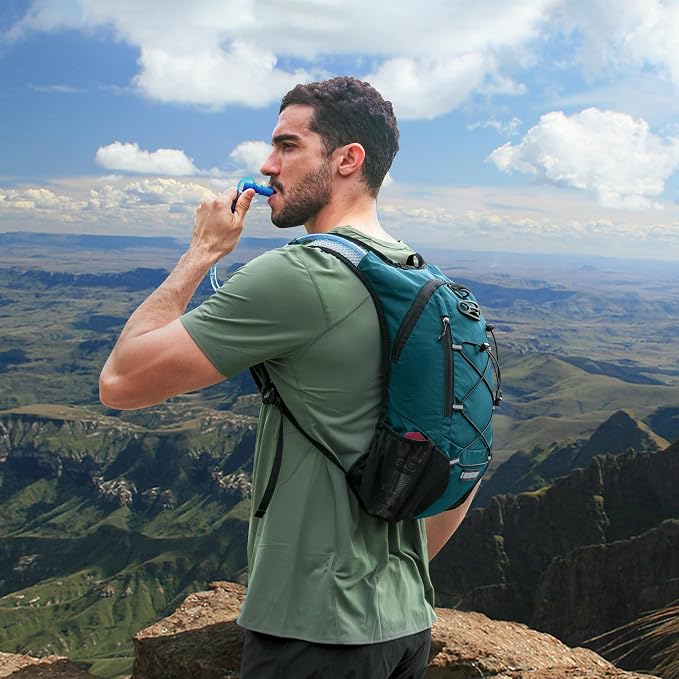 Lightweight Hydration Backpack, Running Backpack - Image 8