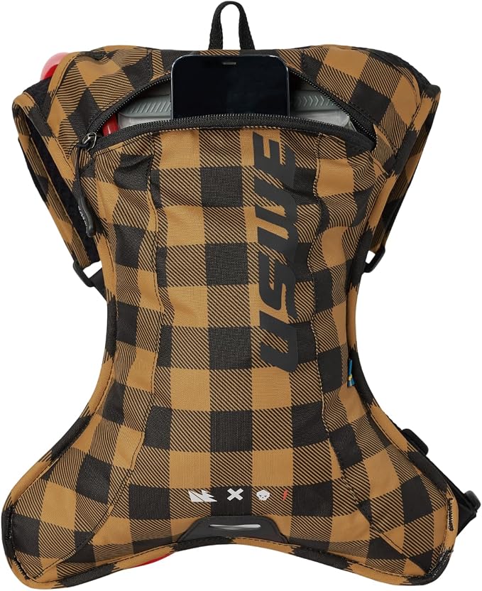 USWE Outlander XC Hydration Pack, Hiking Hydration Backpack - Image 3