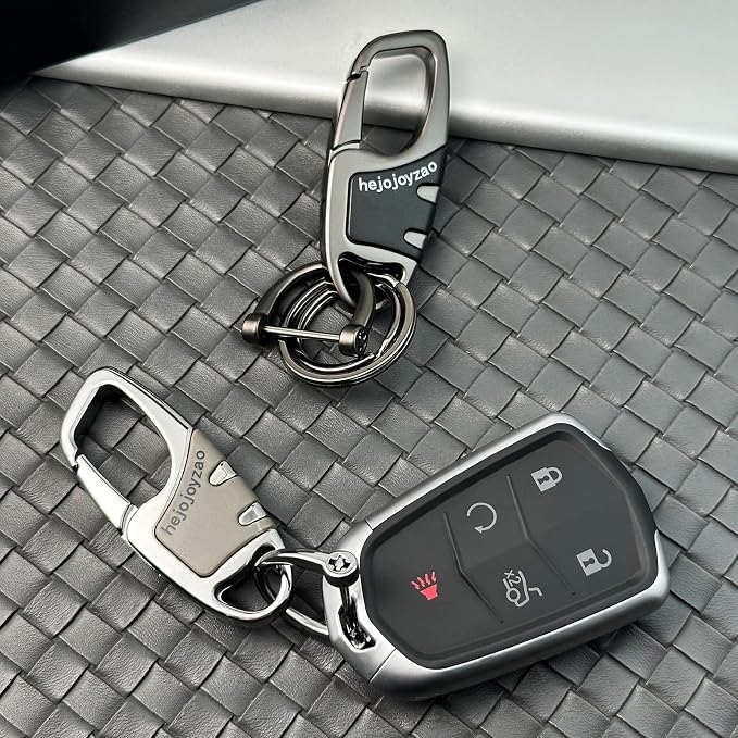 Keychain with Carabiner Clip, 4 Heavy Duty Key Rings and D Ring - Image 4