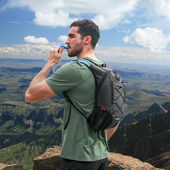 Lightweight Hydration Backpack, Running Backpack - Image 8
