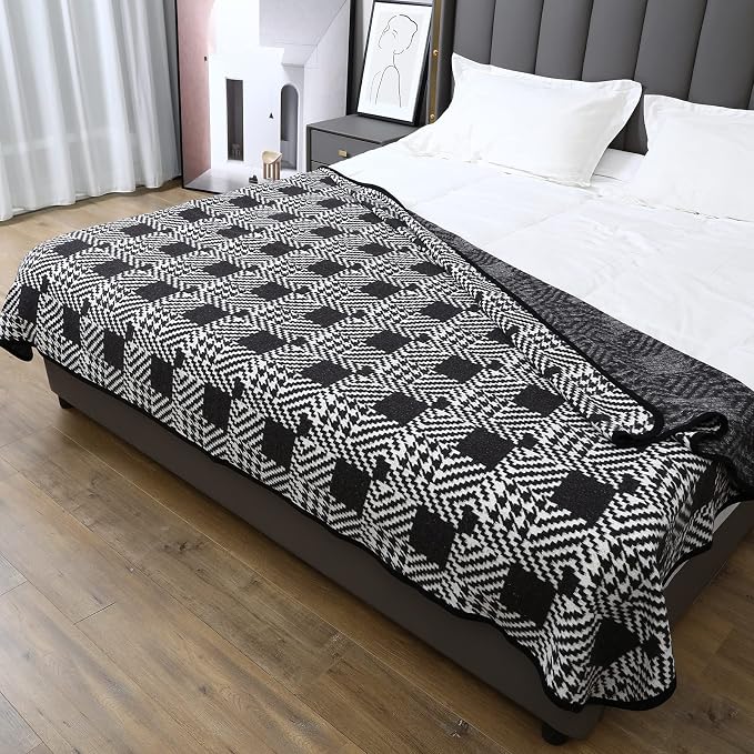 PuTian Merino Wool Blanket - Image 3