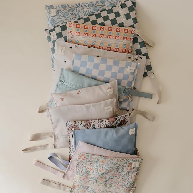 mushie Water Resistant Wet Bags | Large & Small Reusable Storage Bag - Image 2