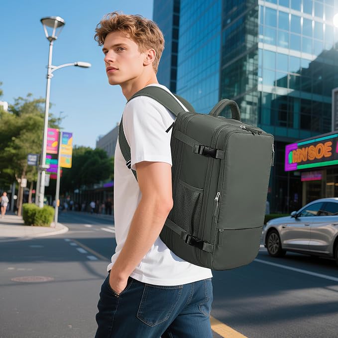 Sinaliy Large Expandable Travel Backpack - Image 2