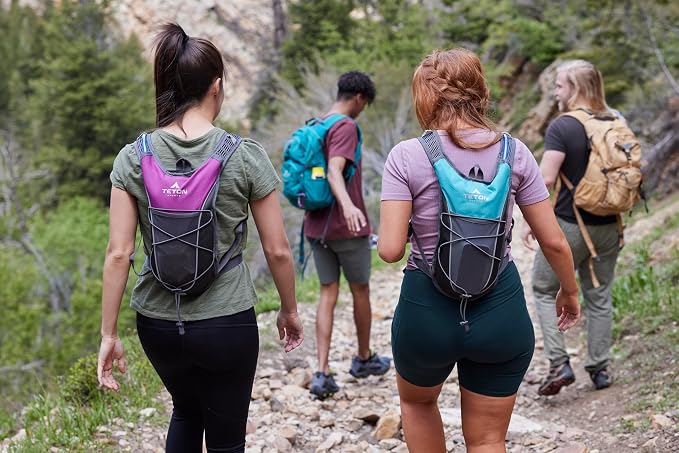 Teton Oasis/Trailrunner Hydration Backpack – Lightweight Water Pack - Image 4
