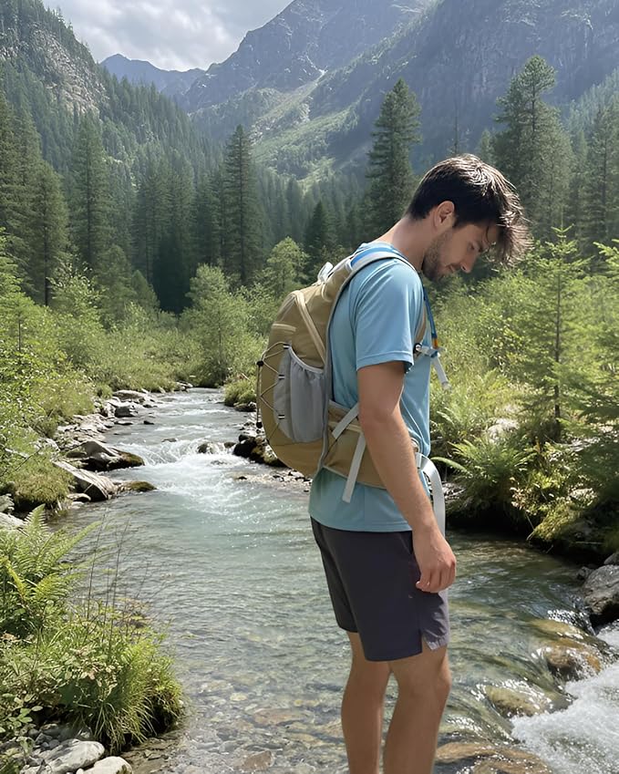 Hydration Backpack with 2L Water Bladder - Image 6