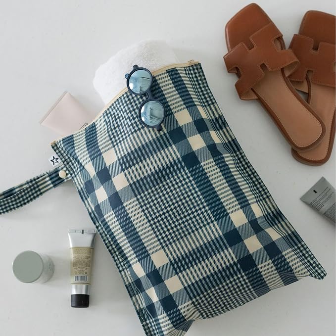 Tiny Twinkle Mess Proof Wet Bags | 2-Pack Reusable Waterproof Wet Bags - Image 11