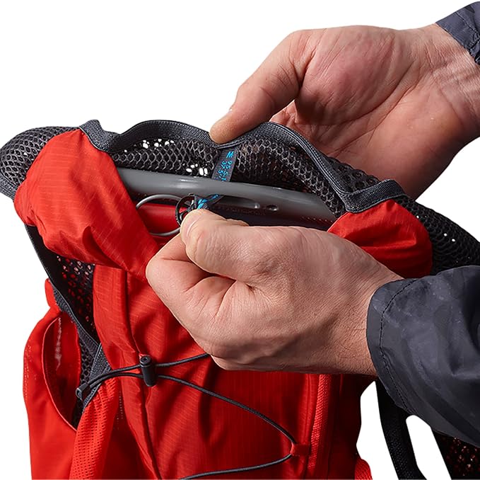 Salomon Soft Reservoir 1.5-Liter Hydration Bladder Accessory - Image 7