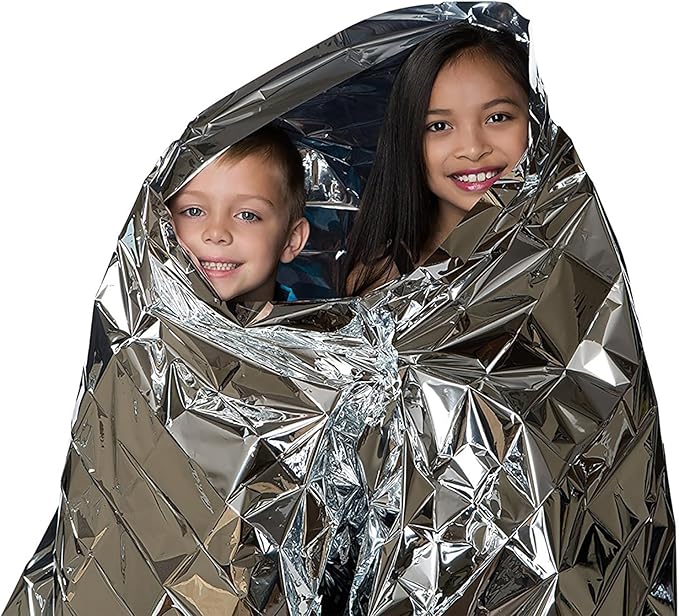 Emergency Foil Blanket, Survival Thermal Mylar Blankets Individually Packaged - Image 5