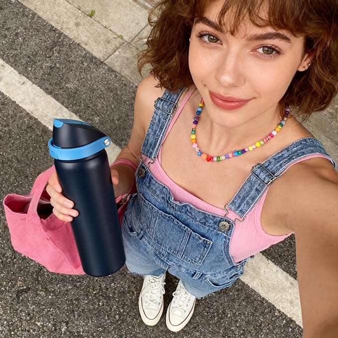 32 oz Insulated Water Bottle for Travel, 2-in-1 Quick Flip Straw and Push - Image 7