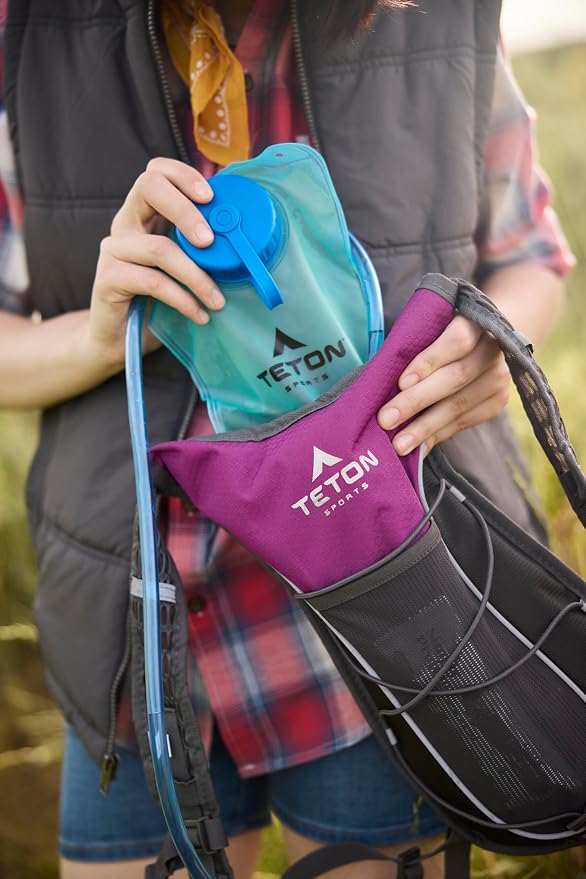 Teton Oasis/Trailrunner Hydration Backpack – Lightweight Water Pack - Image 6