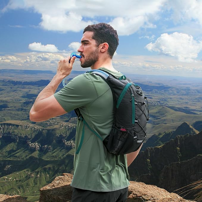 Lightweight Hydration Backpack, Running Backpack - Image 8