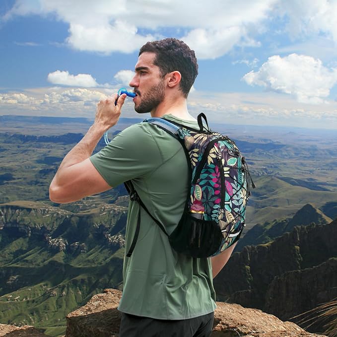 Lightweight Hydration Backpack, Running Backpack - Image 7