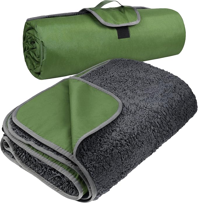 Tirrinia Large Waterproof Outdoor Blanket, Soft Warm Windproof Stadium Blanket by Tirrinia