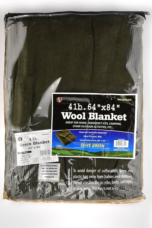 SE Green 64” x 84” 4-lb. Warm Blanket - Image 5