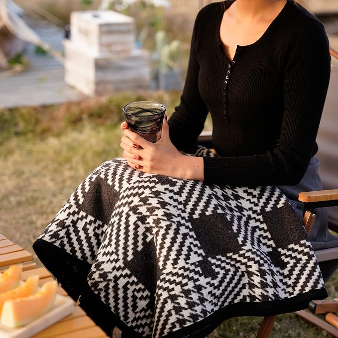 PuTian Merino Wool Blanket - Image 6