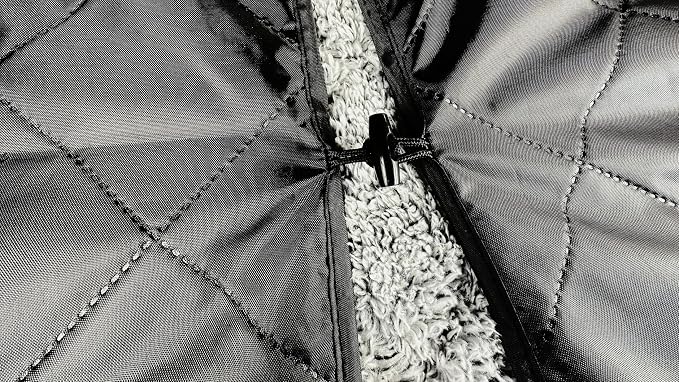 DOWN UNDER OUTDOORS Large Waterproof Windproof Extra Thick 350 GSM Quilted - Image 4